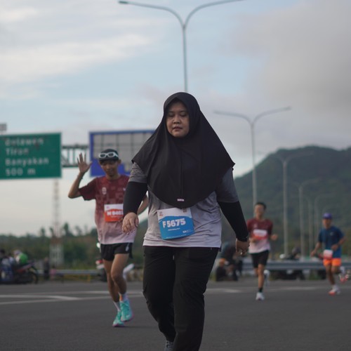 Race photo from KEDIRI HALF MARATHON 2026