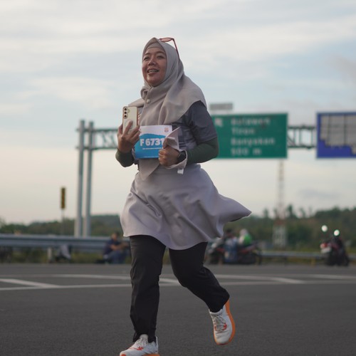 Race photo from KEDIRI HALF MARATHON 2026