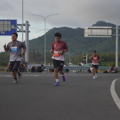 Race photo from KEDIRI HALF MARATHON 2026