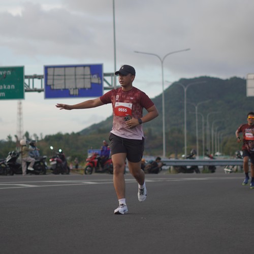 Race photo from KEDIRI HALF MARATHON 2026