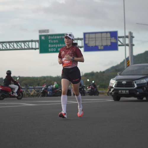 Race photo from KEDIRI HALF MARATHON 2026