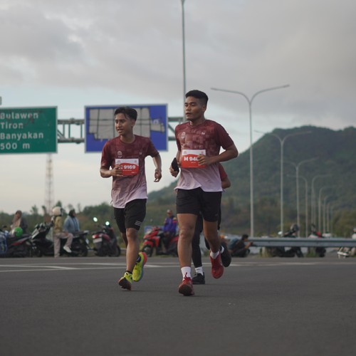 Race photo from KEDIRI HALF MARATHON 2026