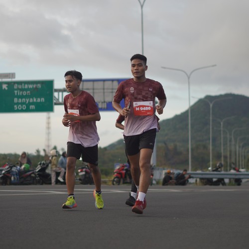 Race photo from KEDIRI HALF MARATHON 2026