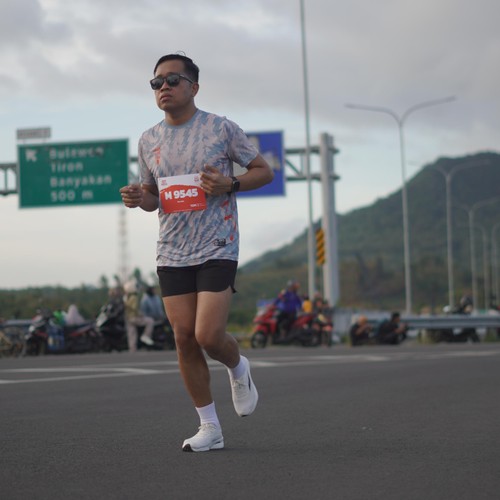Race photo from KEDIRI HALF MARATHON 2026