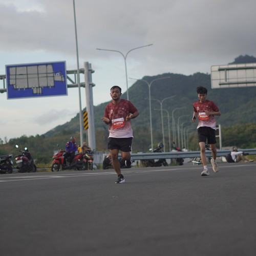 Race photo from KEDIRI HALF MARATHON 2026
