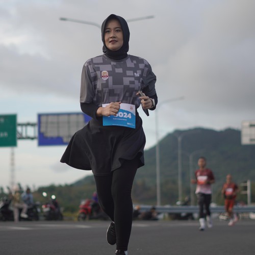 Race photo from KEDIRI HALF MARATHON 2026