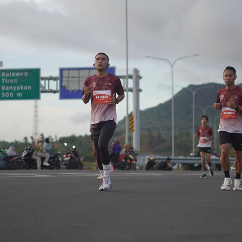 Race photo from KEDIRI HALF MARATHON 2026