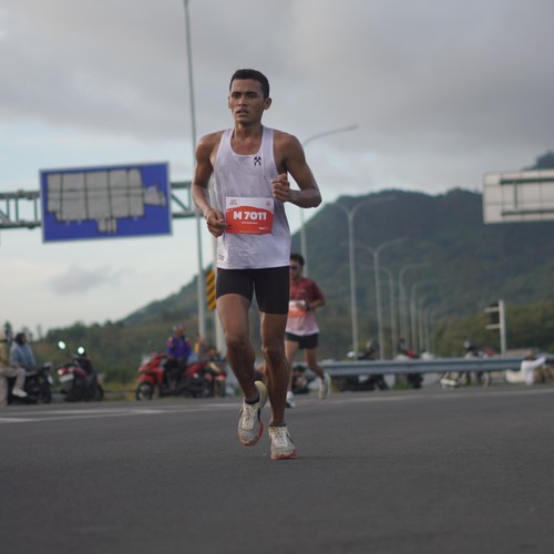 Race photo from KEDIRI HALF MARATHON 2026