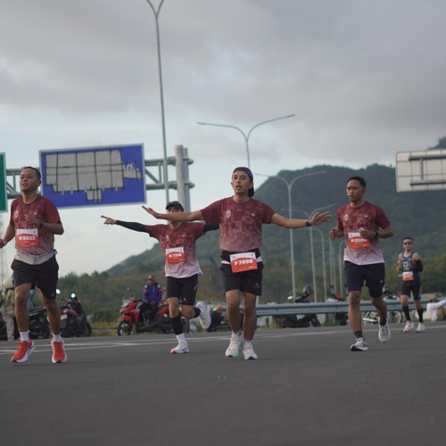 Race photo from KEDIRI HALF MARATHON 2026