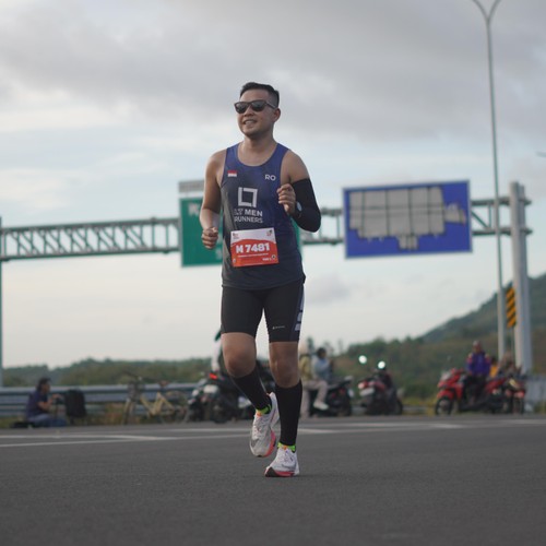 Race photo from KEDIRI HALF MARATHON 2026