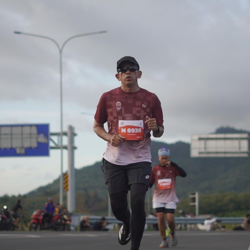 Race photo from KEDIRI HALF MARATHON 2026
