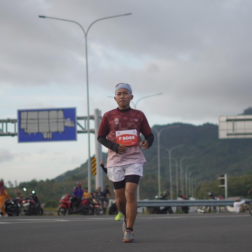 Race photo from KEDIRI HALF MARATHON 2026