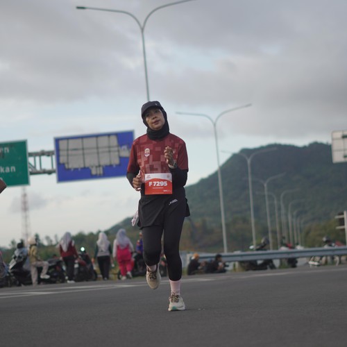 Race photo from KEDIRI HALF MARATHON 2026