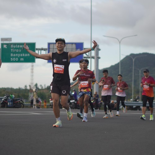Race photo from KEDIRI HALF MARATHON 2026