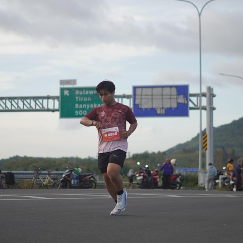 Race photo from KEDIRI HALF MARATHON 2026