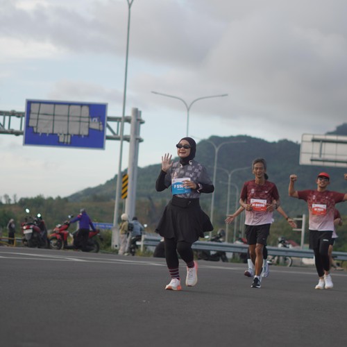 Race photo from KEDIRI HALF MARATHON 2026