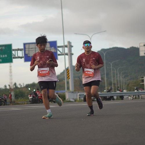 Race photo from KEDIRI HALF MARATHON 2026