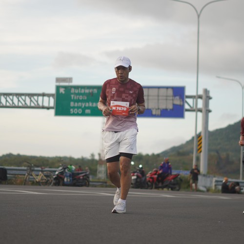 Race photo from KEDIRI HALF MARATHON 2026
