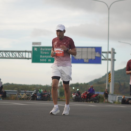 Race photo from KEDIRI HALF MARATHON 2026
