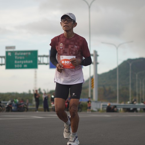 Race photo from KEDIRI HALF MARATHON 2026