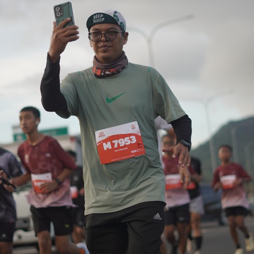 Race photo from KEDIRI HALF MARATHON 2026