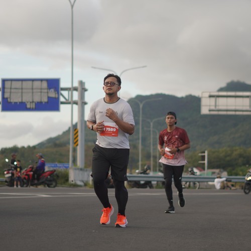 Race photo from KEDIRI HALF MARATHON 2026