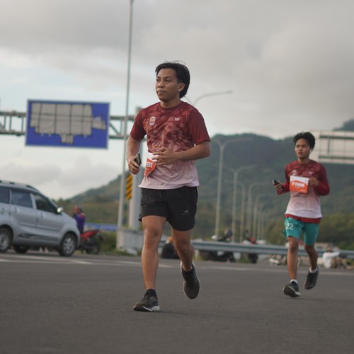 Race photo from KEDIRI HALF MARATHON 2026
