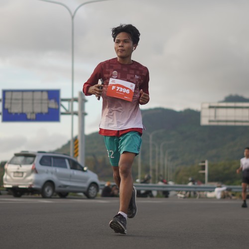 Race photo from KEDIRI HALF MARATHON 2026