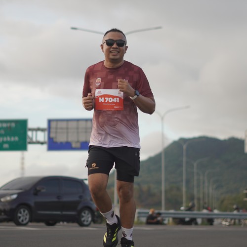 Race photo from KEDIRI HALF MARATHON 2026
