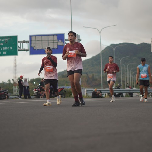 Race photo from KEDIRI HALF MARATHON 2026