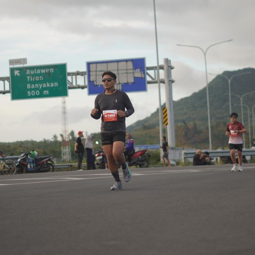Race photo from KEDIRI HALF MARATHON 2026