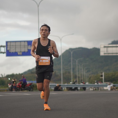 Race photo from KEDIRI HALF MARATHON 2026
