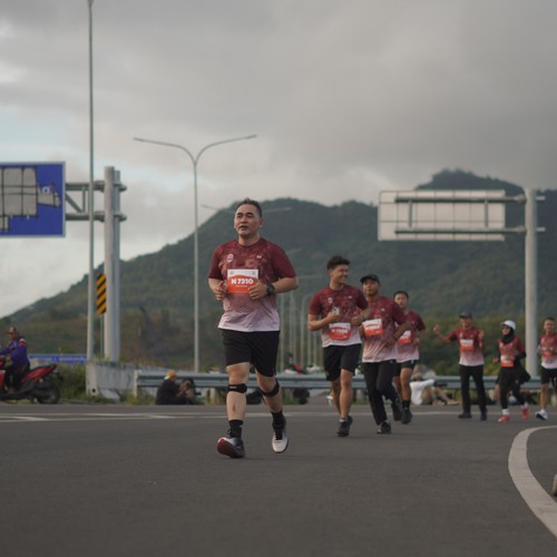 Race photo from KEDIRI HALF MARATHON 2026