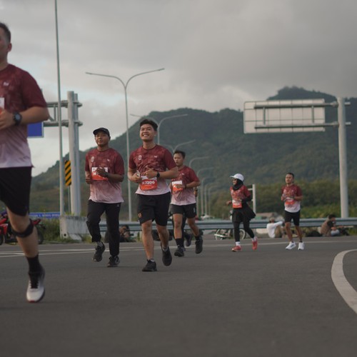 Race photo from KEDIRI HALF MARATHON 2026
