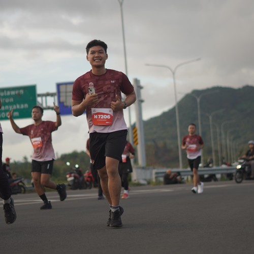 Race photo from KEDIRI HALF MARATHON 2026