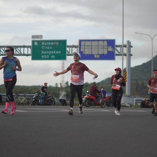 Race photo from KEDIRI HALF MARATHON 2026