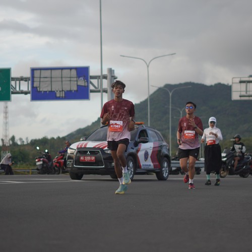 Race photo from KEDIRI HALF MARATHON 2026