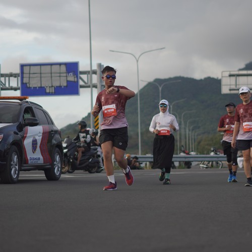 Race photo from KEDIRI HALF MARATHON 2026