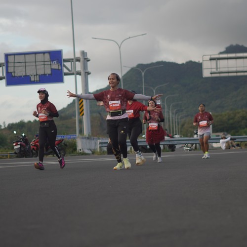 Race photo from KEDIRI HALF MARATHON 2026