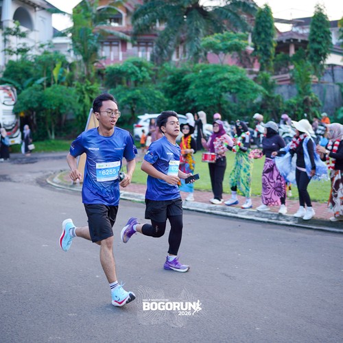 Race photo from BOGORUN 2026