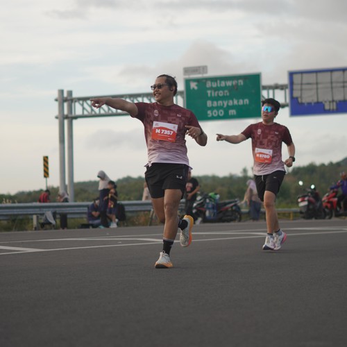 Race photo from KEDIRI HALF MARATHON 2026
