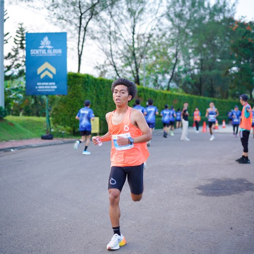 Race photo from BOGORUN 2026