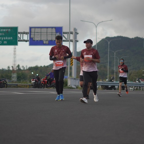 Race photo from KEDIRI HALF MARATHON 2026