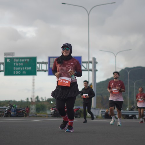 Race photo from KEDIRI HALF MARATHON 2026