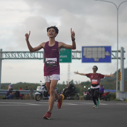 Race photo from KEDIRI HALF MARATHON 2026