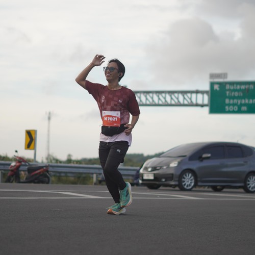 Race photo from KEDIRI HALF MARATHON 2026