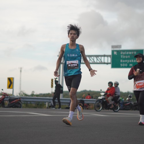 Race photo from KEDIRI HALF MARATHON 2026