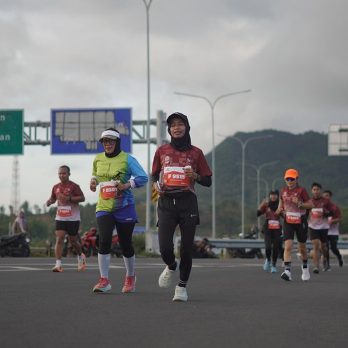 Race photo from KEDIRI HALF MARATHON 2026