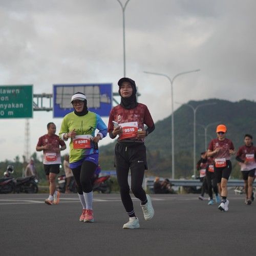 Race photo from KEDIRI HALF MARATHON 2026