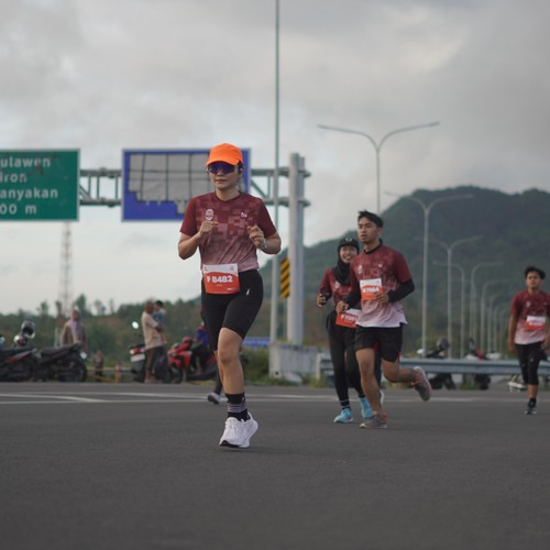 Race photo from KEDIRI HALF MARATHON 2026